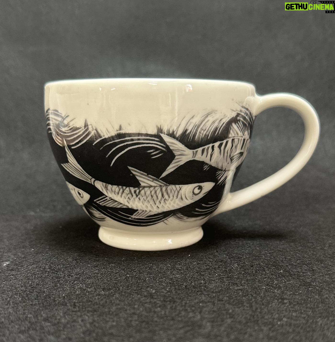 Emily Gravett - 826 Likes - This is the second of my āmatchingā cup and saucers. I showed you the other in yesterdayās post.
The cup on this one came out well, but I mustāve trimmed the saucer a bit thin and thereās a small crack by the foot. Itās a balancing act!!
#potterylove #outofthekiln #porcelain #ceramicsart