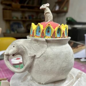 Emily Gravett Instagram - Ready for the kiln… #handmade #potterylove #pottery #elephant #elephant #and #elephantandmouse