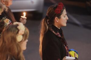 Emily Marie Palmer Instagram - “There may be times when we are powerless to prevent injustice, but there must never be a time when we fail to protest.” - Elie Wiesel 

Deepest thanks to everyone who gathered last night at Christ Church Cathedral to hold the Ukrainian people in the light, to pray for them, and to take actions and make donations on their behalf. 

Thank you @ananakaye @rosemaryfossee @conniechornuk @coleslivka @dr.duende @meganpalm for leading us in this beautiful song. In times of darkness and grief, gathering and singing together feels like a kind of protest of its own. ♥️ 

What you do matters. 

Photos by @joeyciccoline 

#StandWithUkraine #amnestyinternational #amnestynashville