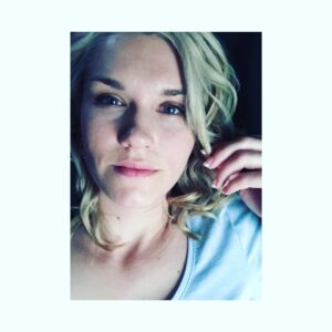 Emily Rose Instagram - Between scenes.
#actorlife #toronto #inthewait