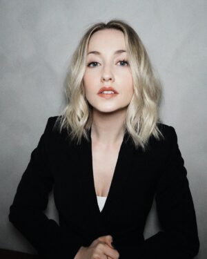 Emily Tennant Instagram - Exciting news for Zoe.mp4!  Thank you @leoawardsbc for the nominations, congratulations to the whole team. 

Alina was one of the most challenging and exciting roles of my career. A huge thank you to the writers Ryan Bright & Jesse Boyko, and our director Jeremy Lutter for trusting me to bring her to life. Shout out to Julia Sarah Stone and Osric Chau, this experience wouldn’t have been the same without you. I am honoured to be nominated alongside such amazing talent.