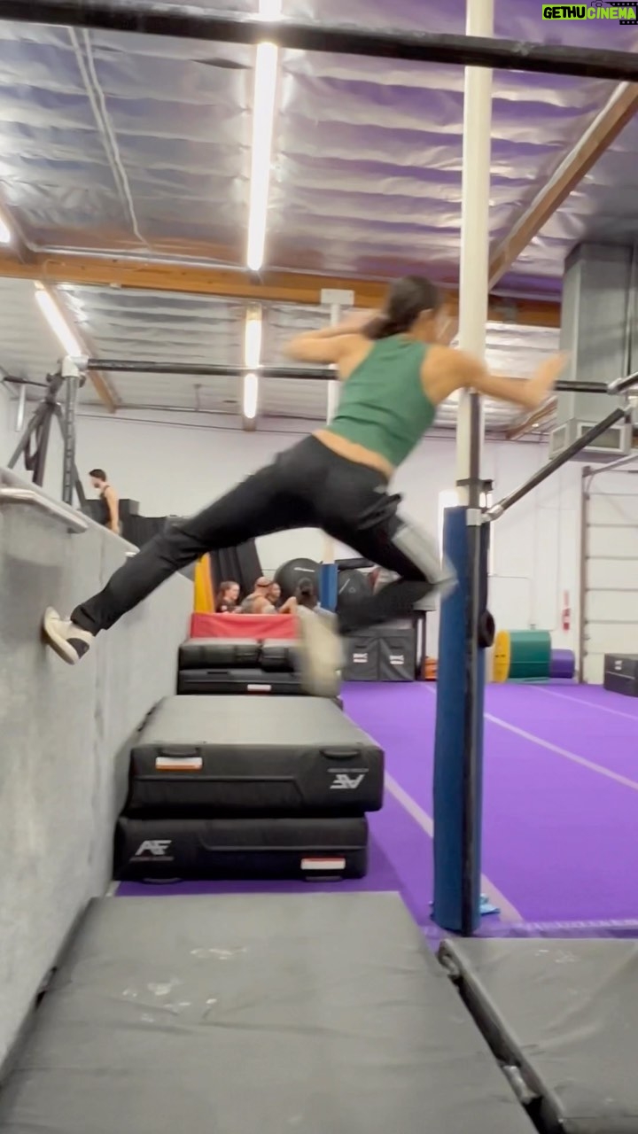 Emily Tung - 290 Likes - Ripped my hands on this take, only got to do it once 🥲
🎥 @samslod
.
.
.
.
#bars #parkour #parkourgirl #parkourgym #pakrourlife #lache #barworkout #barfit #calisthenics @jamovement
#parkourtraining #parkourfreerun #parkourfreerunning #parkourwomen #freerunning #freerunninglife #gymnastics #gymnasticsgirl #martialartist #martialartsgirls #wushugirl #junglegym #tarzan #playground #stuntgirl #stuntwoman #stuntperformer #stuntdouble #stuntpoc #acrobat #cirquegram
