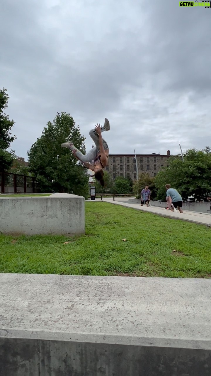 Emily Tung - 250 Likes - More leggy stuff. Dope session in Philly with the homies!! @philadelphia_parkour
.
.
.
.
#stuntwoman #martialartist #parkourgirl #stuntperformer #stuntpoc #stuntdouble #stuntgirl #wushugirl #stuntlife #stunttraining #stunts #tkdgirl #webster #girlwithmuscles #sportygirl #sportmodel #actionsports #outdoorsports #wonderwoman #aventurine #stuntman #stuntactor #martialartstraining #actionactress #actionaddict #parkour #parkour4life #parkourtraining #parkourfreerun