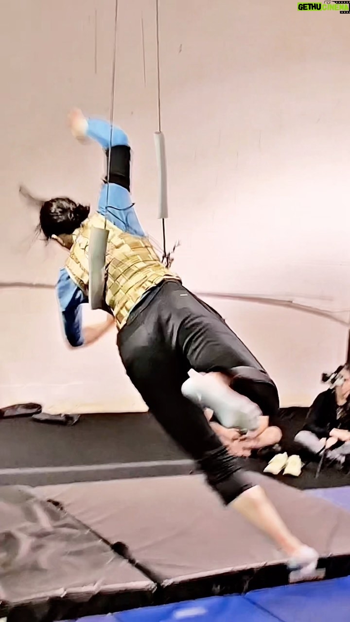 Emily Tung - 285 Likes - Watch out cause I’m coming your way 🏃🏻♀️
.
.
.
.
#stunt #stuntlife #stunttraining #rigging #stuntwoman #stuntman #stuntperformer #wires #wirework #stuntpoc #riggingteam #stuntlisting #stuntdouble #superherotraining #actionfilm #martialartist #tricking