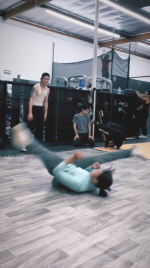 Emily Tung Instagram - I throw down once every…when I accidentally walk in on bboy night 😆 I sort of hate it when people get in my frame 😤😤😤
.
.
.
.
#bgirl #breaking #flexibilitygoals #hiphop #flexiblegirl #movementforlife #movetogether #stronggirls #windmills #flexibilitytraining #parkourfreerun #parkourgirl #parkourwomen #stuntgirl #stuntwoman #powermoves #stuntlife #stuntpoc #summerjam #hiphopdancer #hiphoplife #calesthenics #streetworkouts #adventurine #adventuregirl #actionaddict #breakdance