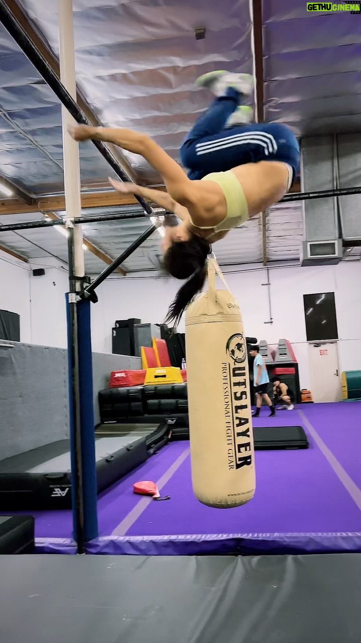 Emily Tung - 288 Likes - Just trying to find my groove on bars. That bitch foot is hunting me. I’m coming back for it 😤
.
.
.
.
#parkour #movementcreative #parkourjam #movementforlife #movetogether #parkourlove #parkourfreerun #parkourcommunity #parkourfreerun #parkourgirl #parkourwomen #stuntgirl #stuntwoman #stuntdouble #stuntlife #stuntpoc #freerunning #freerunninglife #calesthenics #streetworkouts #adventurine #adventuregirl #actionaddict #lache #barworkout