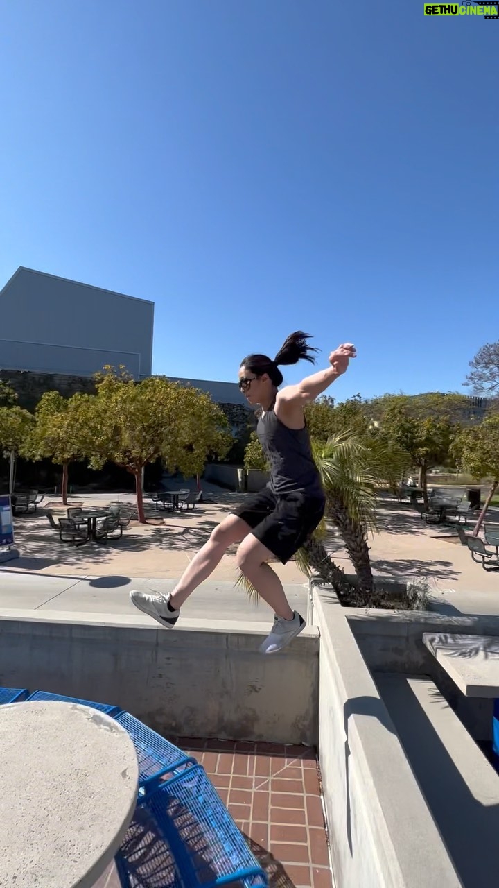Emily Tung - 311 Likes - I use to think strides look boring on camera. But sometimes that’s all I want to do. Also the spot definitely helps! First time at Santa Monica college 😃 what a dope spot for jumps!!
.
.
.
.
#parkour #parkourgirl #parkourlife #parkourfreerun #parkourfreerunning #strides #plyos #stuntwoman #stuntperformer #stuntlife #stuntpoc #freerunninglife #ninjagirl #LAPK #losangelesparkour #parkourwomen #parkourtraining #parkourlove #parkourgym