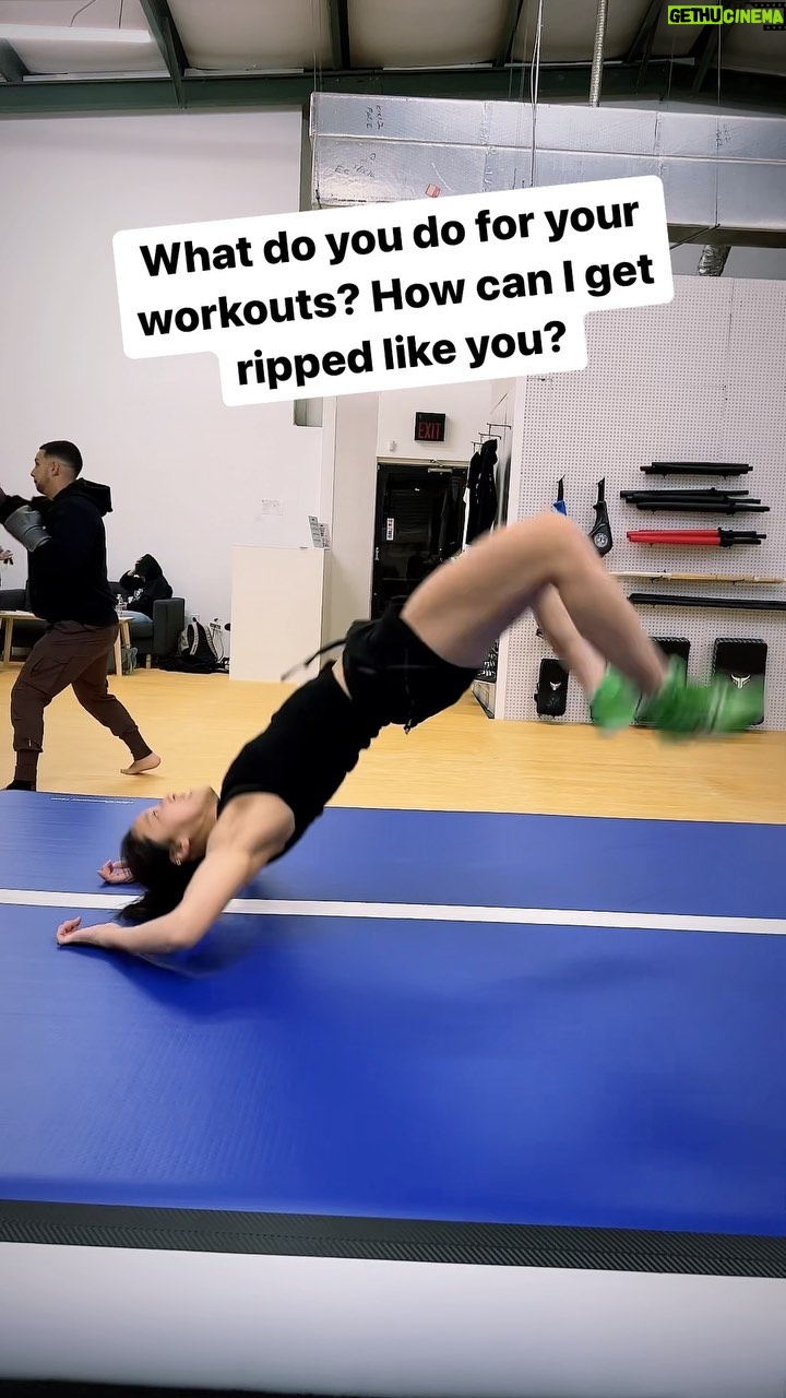 Emily Tung - 769 Likes - When stunt people get asked by non stunt people if they can train with you 😂😂 I mean do you even Taco?
🎥 @ilyanastunts
.
.
.
.
#stunttraining #stuntlife @jamovementatl #stuntperformer #stunts #stuntpoc #wrecks #stuntgirl #stuntwoman #stuntman #martialarts #wushu #shaolin #kickup #kipup #taco #rubberband #gymnastics #acrobat #shaolinkungfu #stuntdouble #bgirl #breakdancer #funnyvideos #workout #circus #parkour #stuntpoc #gymrat #gymtime #flexiblegirl