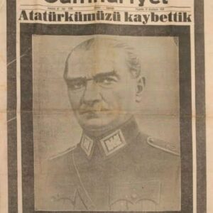 Emir Benderlioğlu Instagram - Beni yakından tanıyanlar bilir, hemen her fikir sohbetinin içine, konu ne olursa olsun, Atatürk'ün sözlerinden ya da yaşayışından bir örnek eklerim...Onu sadece 10 Kasım'da değil, hayatın her alanı ve anında anmayı kendime âdet edindim, çünkü bana göre, son Başbuğ, Gazi Mustafa Kemal ATATÜRK'ün en önemli vasiyeti budur: Onu okumak, anlamak ve hayat pusulalarından biri haline getirmek! #10kasım