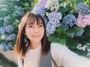 Emiri Kato Instagram - 紫陽花だねえ！