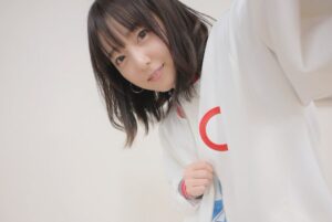 Emiri Kato Instagram - 少女⭐︎歌劇　レヴュースタァライト
『舞台少女大運動会 revival』

スタァライトのイベント初参加！！
嬉しい✨

椎名へきるさん、三森すずこちゃんと3人で運動会の実況・解説として楽しみました〜！

元気な舞台少女達を見てずっと笑ってました☺️
笑うのは元気出るね🩵

応援ありがとうございました！！
みんなお疲れ様でしたーーー！！

(解説組の写真、私のカメラで撮り忘れてた！！みもりんがきっとあげてくれるはず…！笑)
