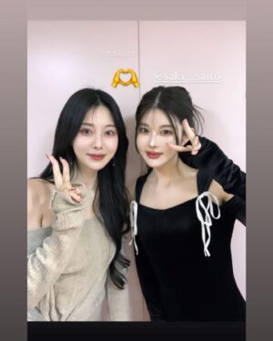 Emiri Tachibana Instagram - ストーリーにもすでに載せてしまいましたが🫶

@selve__official 

さきさんがプロデュースされている
SELVEのポップアップに行ってきました☺️✨
メイクと前髪もさきさんを意識して、(⁎⁍̴̛ᴗ⁍̴̛⁎)

もともと行こうと思っていたのですが今回お声がけいただき、嬉しいです😭
実は大阪の梅田estにある店舗にも行ったことがあるのですが、、笑

もともと #ピュアポリッシュクッション を使っていたのですが今回は

#カラーセッティングベース ブルー

透け感のあるカラー下地なのでアンダートーン問わず使いやすい！5色あるので他の色も買えばよかった…！

#マイミューズパレット アンティークローズ

デパコスマットのような粉質のなめらかさに韓国コスメと中華コスメの間のような発色でコスメの良いところどりをしたようなパレットでした○

伊勢丹新宿の6Fで5日までポップアップをしているのでみなさんぜひ行ってみてください🫶

最後になりましたがさきさんローンチおめでとうございます…！（オタク）

#SELVE #セルブ