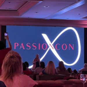 Emma Chase Instagram - Had an incredible time at #passioncon this weekend! Got to see some of my favorite people, watched the Season 3 premiere of Driven (episode 1 now streaming on #passionflix and it’s perfection), chatted about the #TangledMovie & #RoyallyScrewed, and checked out a little bit of Venice (those bungalow shops are going in a future book)!
Thank you @toscamusk, @ali_m_whitaker, @lolsenfilms, and the entire Passionflix team for putting together a truly unique and phenomenal event 💕