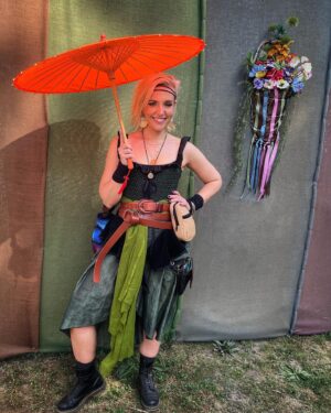 Emma Fyffe Instagram - Oops, I can’t stop running around crowded desert events in crazy fits. #renfaire #socalrenfaire