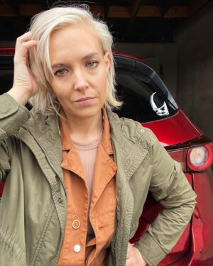 Emma Fyffe Instagram - This is the way.
.
Reppin’ #TheMandalorian with my new Mudhorn Signet decal from @fanwraps. I think we can all agree this season gets an automatic star because Babu Friks (AKA Anzellans).
.
.
#fanwrapsambassador #fanwraps #thisistheway #mandalorian #mandalorianseason3
