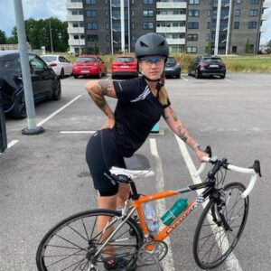 Emma Knyckare Instagram - Things you do for love