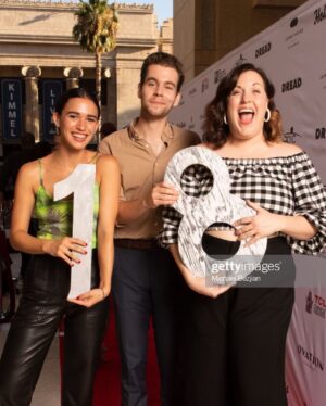 Emma Pasarow Instagram - thank you @hollyshorts for a faaaaaaaabulous spooky scary opening night💀 

@kickstartmyheartthemovie 
@returntosendermovie