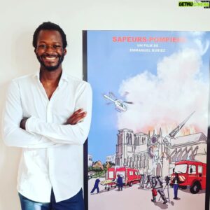 Emmanuel Buriez Instagram - Sapeurs-Pompiers est mon 16 ème film en tant que long métrage.

Comme à chaque film, j'y ai mis tout mon temps, toute ma concentration, beaucoup d'argent, toute ma volonté, toute ma passion, beaucoup de moi.

Sapeurs-Pompiers 
un hommage à nos héros.
Mon film met en lumière les Sapeurs-Pompiers, ces héros du quotidien, présents à chaque moment critique de l'Histoire de notre pays.
Qui sont-ils, qui se cache derrière l'uniforme ? 

J'en suis le réalisateur, le scénariste, le producteur, l'acteur. Une production Manellange.
Sortie en salles obscures en octobre 2021.
Tourné en ce début d'année lors du mois de janvier et février 2021 en temps de flambée épidémique, rien ne fut simple, mais seul compte le résultat :
2 heures d'actions, de drames, d'émotions, de rires...

Merci à ceux qui ont contribué à ce projet.

Que la vie vous berce.

#SapeursPompiers #film #longmetrage #featurefilm #movie #cinema #cinemalife #directorlife #elodieclouvel #allocine #imdb #sebastienchabal #frenchfilm #frenchmovie #manellange #herosduquotidien  #manellangefilm #manellangecinema #pompiers #pompier #soignant #grandecran #emmanuelburiez #filmfrancais #12k #blackmagicursaminipro #paris #France #emmanuelburiezfilm #quelavievousberce