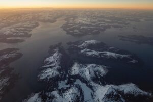 Emmanuel Lubezki Instagram - Through dirty window # 5