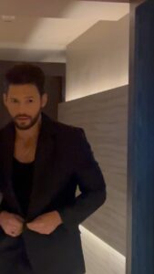 Actor Emmanuel Palomares HD Instagram Photos and Wallpapers April 2024