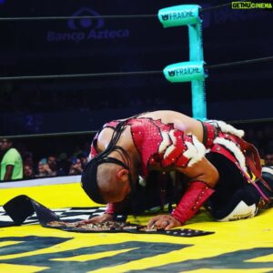 Emmanuel Roman Morales Instagram - Fue una locura gracias a todos por su apoyo 🙏🙏🙏
#triplemaniaxxxi