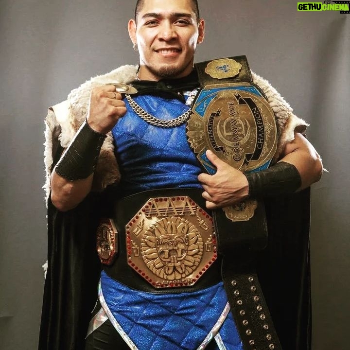 Emmanuel Roman Morales - 4.9K Likes - Los cambios siempre son buenos......