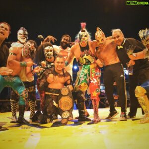 Emmanuel Roman Morales Instagram - @hijodelvikingoaaaoficial, conquistaste los encordados, rompiste récords y fronteras. Te convertiste en el Megacampeón más joven en la historia de @luchalibreaaa y escribiste un legado ante rivales de época.

Esta lesión solo es un pequeño obstáculo en tu brillante carrera. Aquí estaremos muy atentos a tu regreso, para seguir siendo testigos de tus habilidades y entrega.

#FuerzaVikingo 👊