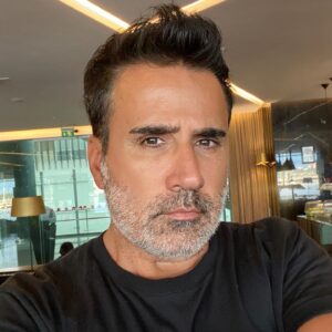 Emrah Instagram - 40 Yıl projesine ….çok az kaldı💫💫💫