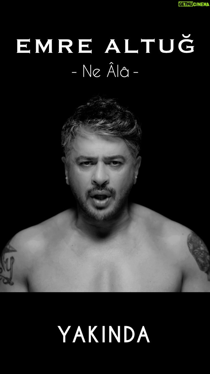Emre Altuğ - 62.9K Likes - #NeAla bu gece 00:00’dan itibaren tüm dijital platformlarda, klibiyle yarın 15:30’da @netdmuzik youtube kanalında yayında✨
Söz-Müzik : Tuğrul Cerrahoğlu
Aranjör : Alper Çakır
Supervizör : Merih Ermakastar
Mix : Utku Ünsal
Mastering : Utku Ünsal
Yaylı Tambur : Cenk Erdoğan
Elektro Gitar : Alper Çakır
Editing : Kaan Akpınar
Yapım : Emre Altuğ
Dağıtıcı Firma : DMC
Menajerlik ve Booking : Akademi Organizasyon
Yönetmen : Kemal Başbuğ
Yapım Sorumlusu : Yeşeren Başbuğ
Görüntü Yönetmeni : Sezgin Denkçi
Kamera Ekibi : TB Prodüksiyon
Kamera Operatörü : Sami Elbörek
Işık. : Diva Işık
Işık Şefi : Mehmet Kök
Işık Asistanı : Emre Ayer
Set Ekibi : Akbel Set
Plato : Stüdyo Carbon
Ulaşım : Gökhan Yılmaz
Edit. : Kemal Başbuğ
Color : Kemal Başbuğ
Saç : Mert Kaldırım
Makyaj: Saime Öztürk
Fotoğraf : Halil Güzel
Basın PR : Promo Medya
Radyo PR : Emel Yalçın
Dijital PR : Semih Arslan
@hakanozgul_ @akademi.organizasyon @tugrulcerrahoglu @raasbro @merihermakastar @prdszgitarist @utkuunsal @kaanakpinarrr @kemalbasbug @ondersariahmet @emelyalcin @1semiharslan @gizembilirirrr @_onurdinc_ @halilguzel