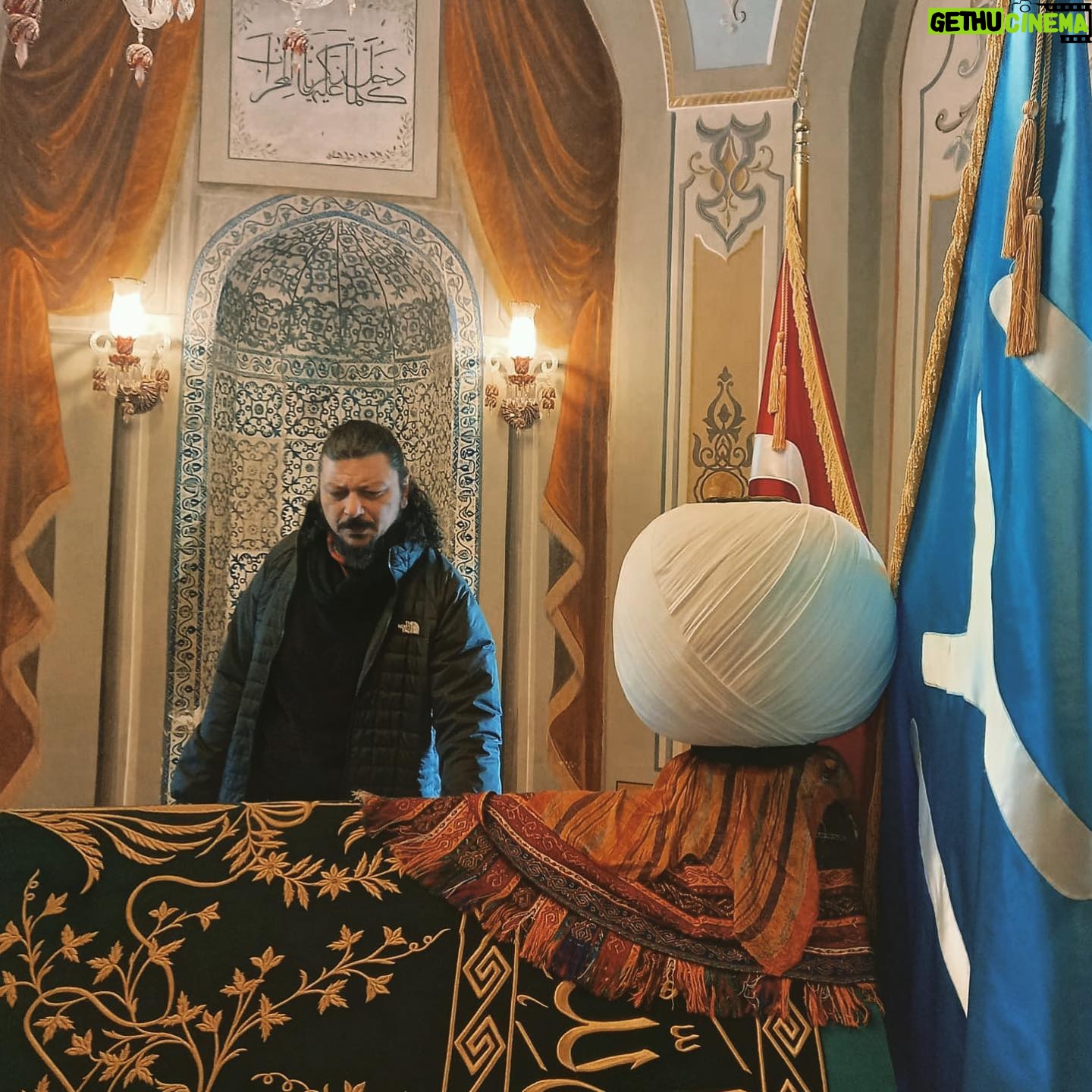 Emre Basalak - 67.5K Likes - Geç kalmış bir icazet…
Varsa bir hatam, özür için…
Sana geldim bugün……
Nur ol !
#GündüzBey