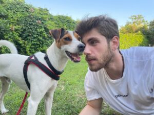 Emre Bey Instagram - Öpücüğü aldık topu verdik 🐶