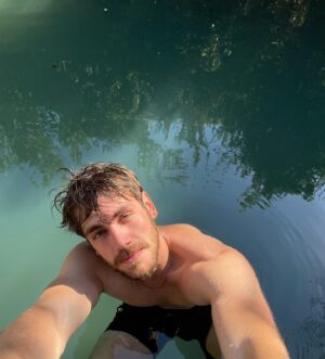 Emre Bey Instagram - E yaz bitmemiş 🌞