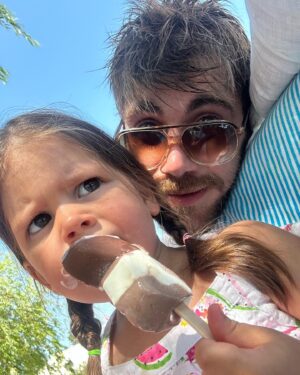 Emre Bey Instagram - My girls 💛