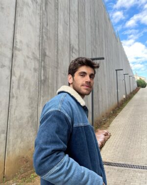 Emre Bey Instagram - 📸 @cemrebaysel
