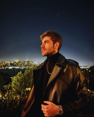 Emre Bey Instagram - 📸 @sefkatpeker
