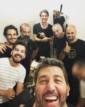Emre Kınay Instagram - Biz haziriz 
@modakayikhane de bekliyoruz son yarim saat:)))