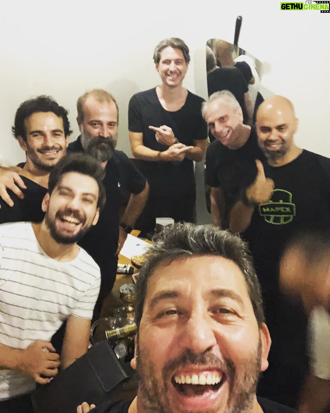Emre Kınay - 3.5K Likes - Biz haziriz
@modakayikhane de bekliyoruz son yarim saat:)))