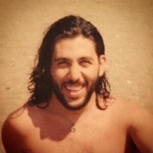Emre Kınay Instagram - Bir zamanlar.. Çok uzak, fazla yakın.. #tbt