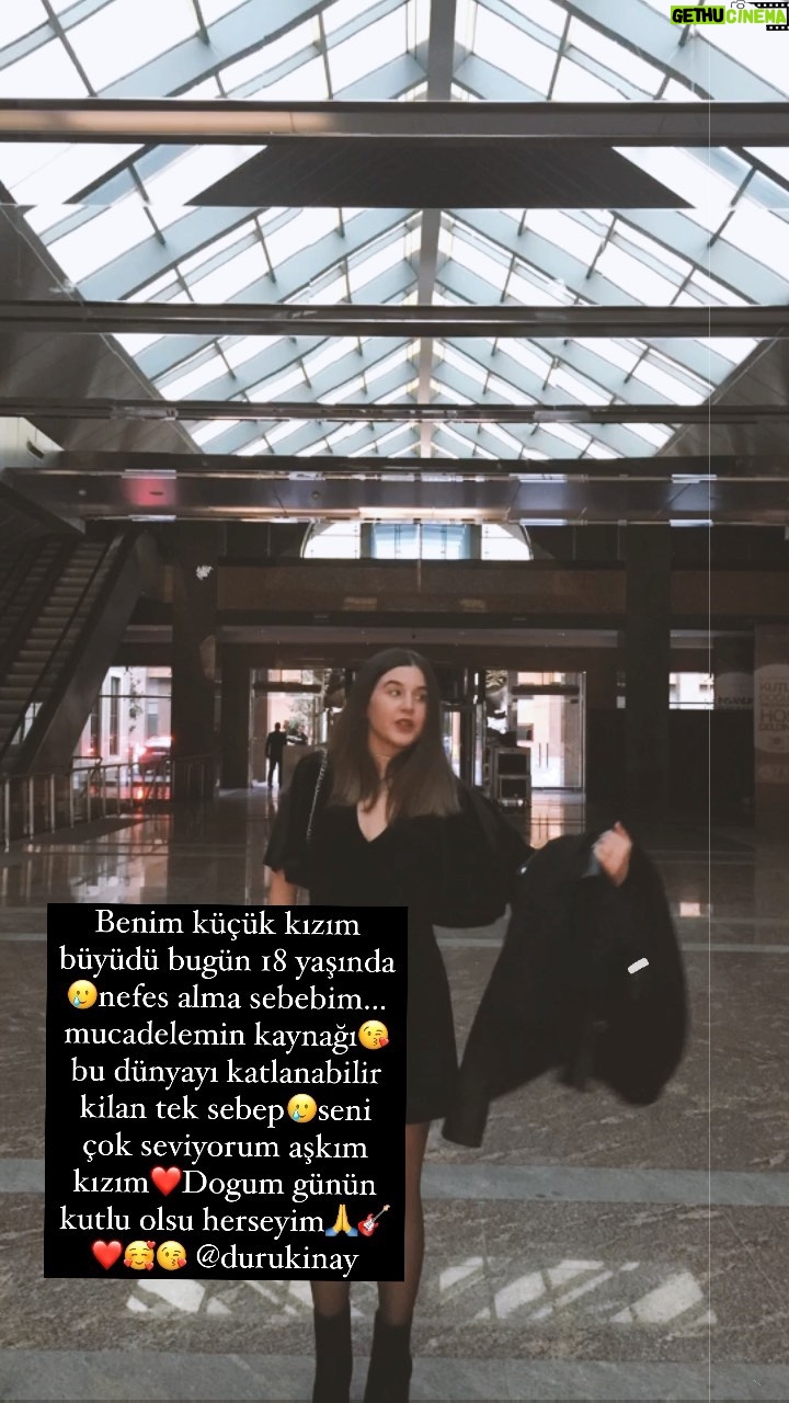 Emre Kınay - 11.8K Likes - Bugün benim de dogum kusn