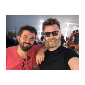 Emre Tetikel Instagram - Büyük prodüksiyon ve çok emek... Bunun bir parçası olmak, çok keyifliydi.. Reytinginiz bol olsun.🎬🧿 #newproject #barbaroslar #film #trt1 #esfilm #tvseries

@barbaroslardizi
dukaraca
@rabiasultanduzenli
@hazalerdal
@muzzip
@ramazanuregil
@evrendeniz