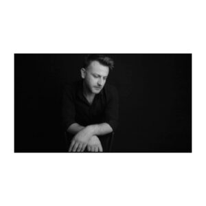 Emre Tetikel Instagram - 🎬 🎗

#portrait #draw #manager #photographer #fanart #artoftheday #photoshoot