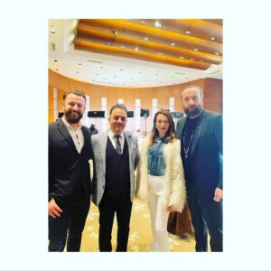 Emre Tetikel Instagram - Nevruz bayramı için harika bir program yolda... Yapımcı Feride Özal, İran Başkonsolosu Javad Maboodifar, Aydın Üniversitesi kurucusu Prof. Dr Mustafa Aydın, Moderatör @behrooztashakor , Oyuncu @abdulsusler & @tulayturken 

 برنامه عالی برای نوروز در راه است 
سر کنسول ایران جواد معبودی فر ، موسسه دانشگاه آیدین  مصطفی آیدین، مزری معروف بهروز تشکر، بازیگر تهیه کننده Feride Özal 

#nevruz #iranian #persian #iran #noruz #navroz