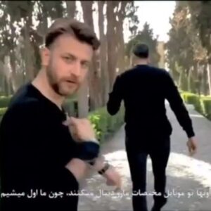 Emre Tetikel Instagram - Aşkın 7 şehri هفت شهر عشق  #ortadoğu #irantv @alirum.nurai @official.7shahreshgh #iran #kaşan #isfahan #tebriz #şiraz #tahran #belgesel #show #realtyshow #tv #cinema #film #irantravel #irani #advantures #memories #photooftheday #beautiful #actor #artist #art #filmmaking #cute #camera #movie #photography #video #iranian