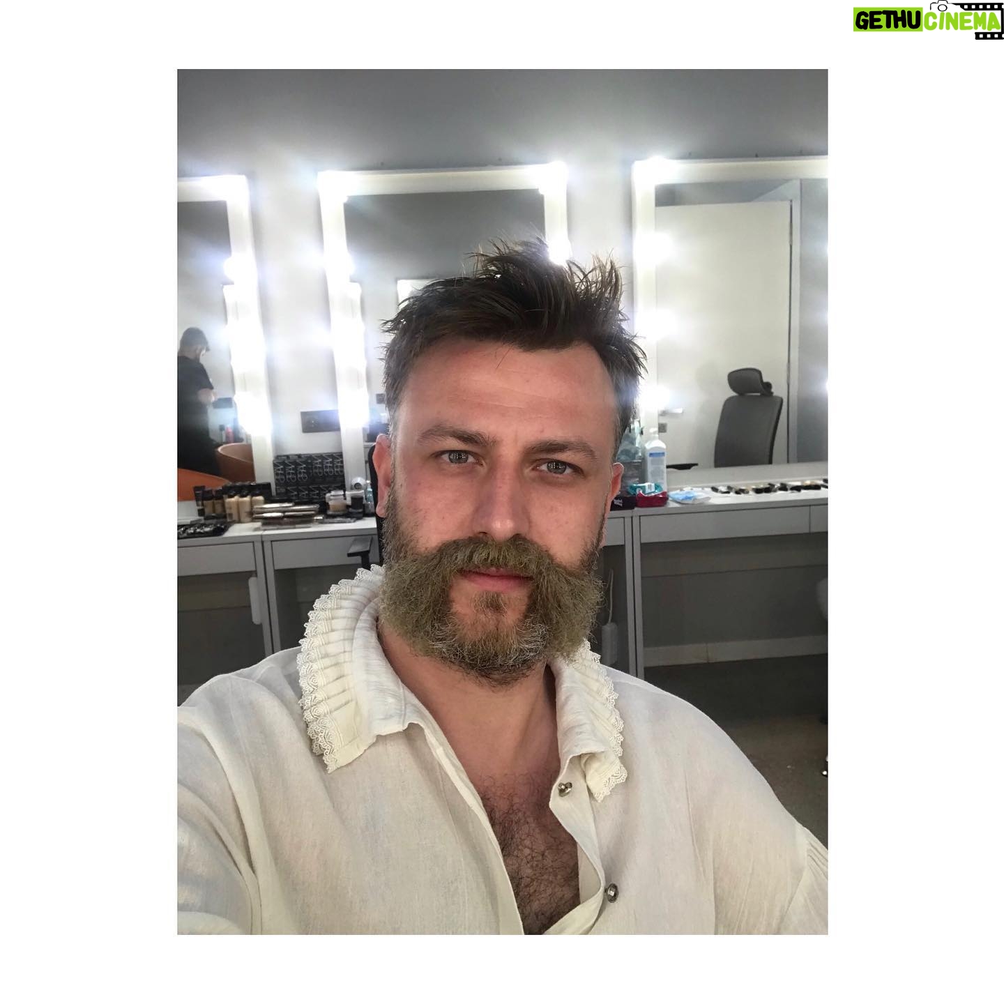 Emre Tetikel - 3 Likes - Büyük prodüksiyon ve çok emek... Bunun bir parçası olmak, çok keyifliydi.. Reytinginiz bol olsun.🎬🧿 #newproject #barbaroslar #film #trt1 #esfilm #tvseries
@barbaroslardizi
dukaraca
@rabiasultanduzenli
@hazalerdal
@muzzip
@ramazanuregil
@evrendeniz
