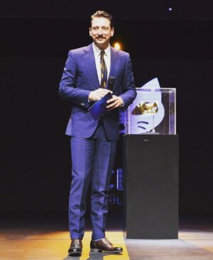Engin Hepileri Instagram - Reklam dünyasının ödülleri sahiplerini buldu. @mediacatfelis