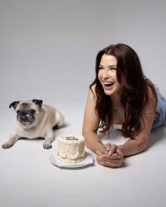 Actress EnjoyPhoenix HD Instagram Photos and Wallpapers July 2024