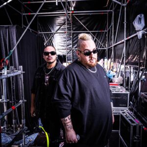 Ensi Instagram - @marrageddonfest è stato a dir poco epico. grazie @kingmarracash per l’invito. 
È stata la vittoria della nostra musica e della nostra cultura, felici e onorati di esserci stati. 
E grazie a tutti i presenti per aver fatto così tanto tifo per noi 🙌🏼

BRAVA GENTE in tour da Novembre! Non perderti il nostro show, non è cosa.

Link nelle stories