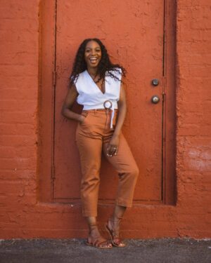 Enuka Okuma Instagram - That Friday feeling. ☀️ 🧡 ✨⠀