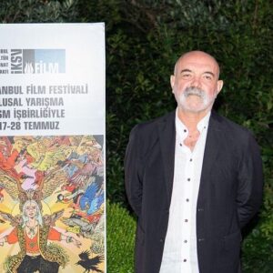 Ercan Kesal Instagram - Nasipse Adayız filmimizin Türkiye prömiyeri İstanbul Film Festivali’nde gerçekleşti! #nasipseadayız @istanbulfilmfestivali_ @ayyapim