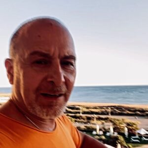 Erdoğan Atalay Instagram - Ach wat schön !! 😎…..Grüße…erdogan ! #algarve #strand #pool #meer #atlantic #holydays #ferien #sonnenuntergang